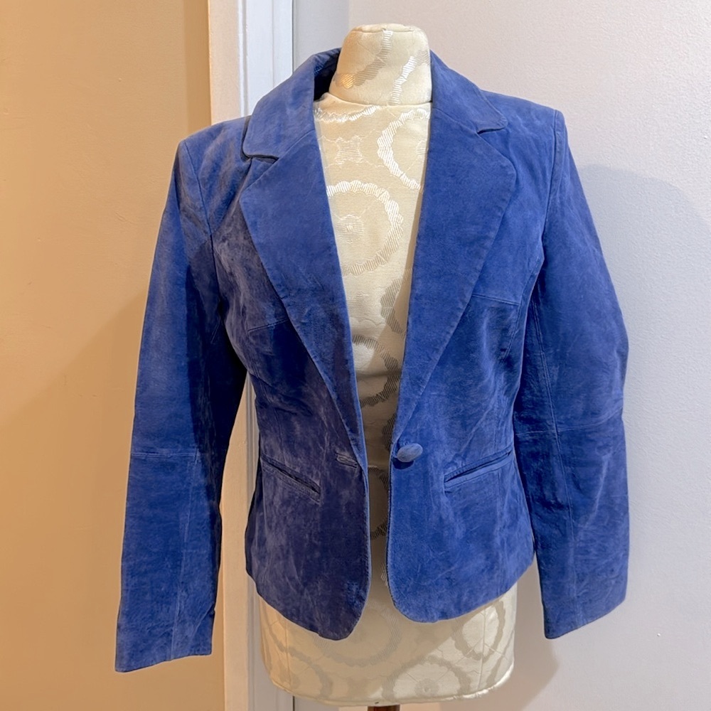 B by Bernardo Suede Blue Pockets Lined Button Up Dramatic Unique Jacket S